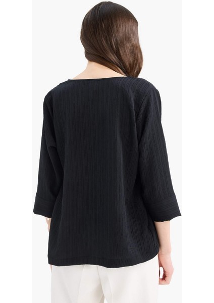 Regular Fit Kaçık Yaka Basic Düz Yarım Kollu Bluz fırsatları