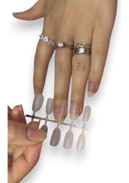 500 Adet Yeni Nesil Jel Destekli Oval Şekil Kısa Takma Tırnak Seti fırsatları