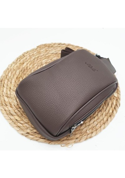 Oval Görünümlü Erkek El Çantası fiyatları