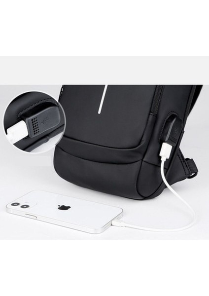 Siyah erkek omuz çantası, USB şarj portlu, şık ve fonksiyonel tasarım fırsatları