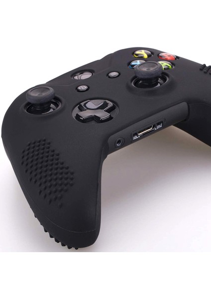 Microsoft Xbox One x ve Xbox One S Denetleyicisi Için Çivili Silikon Kapak Kılıfı x 1 Pro Başparmak Sapları ile 8 Parça (Siyah) (Yurt Dışından)