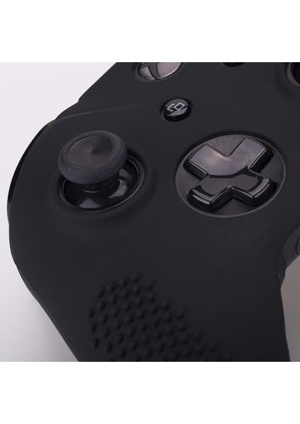 Microsoft Xbox One x ve Xbox One S Denetleyicisi Için Çivili Silikon Kapak Kılıfı x 1 Pro Başparmak Sapları ile 8 Parça (Siyah) (Yurt Dışından)
