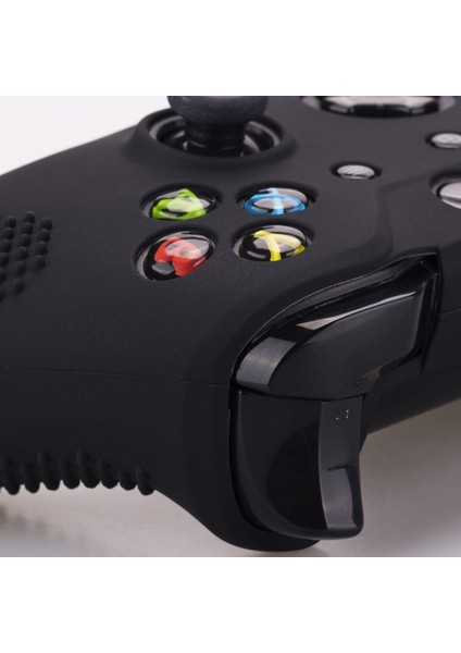 Microsoft Xbox One x ve Xbox One S Denetleyicisi Için Çivili Silikon Kapak Kılıfı x 1 Pro Başparmak Sapları ile 8 Parça (Siyah) (Yurt Dışından)