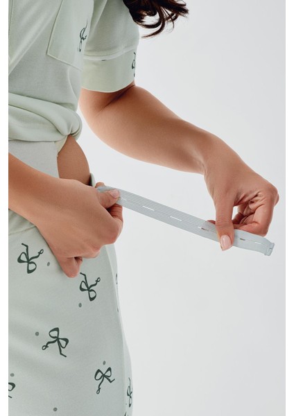 Fiyonk Desenli Düğmeli Kısa Kollu Esnek Viskoz Hamile Pijama Takım 17207 fırsatları