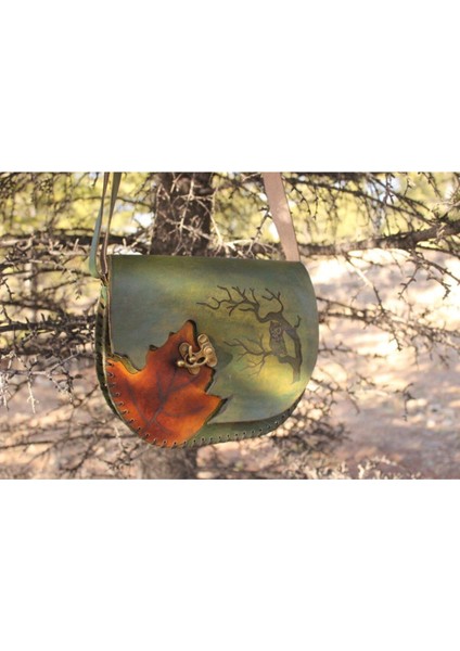 El yapımı unisex yeşil baykuş desenli hakiki deri orta boy çanta fiyatları