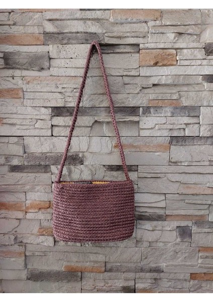 El Örgüsü Kahverengi Şık Çanta, Renkli Detaylar ile Zarif ve Kullanışlı Tasarım