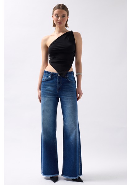 Asimetrik Detay Siyah Bluz fiyatları