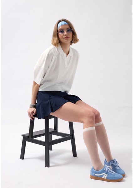 Polo Yaka Crop Dokulu Beyaz Bluz