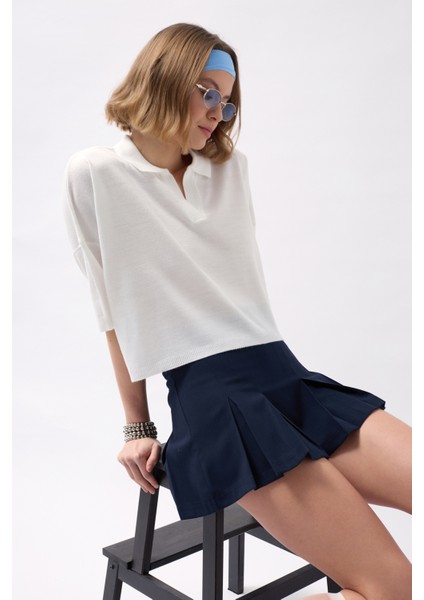 Polo Yaka Crop Dokulu Beyaz Bluz modelleri