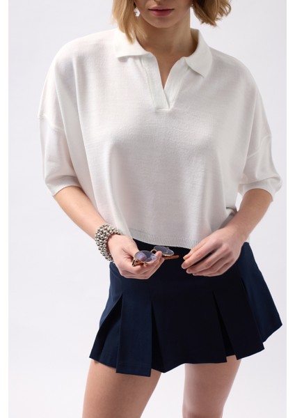 Polo Yaka Crop Dokulu Beyaz Bluz indirimleri