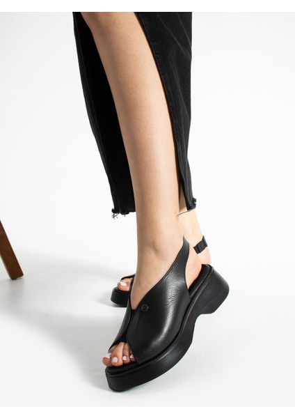 Pierre Cardin Marcy Kadın Siyah Topuklu Sandalet