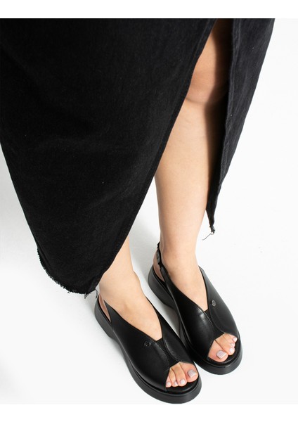Pierre Cardin Marcy Kadın Siyah Topuklu Sandalet