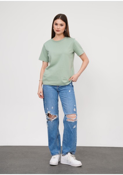 Regular Fit Bisiklet Yaka Kadın T-Shirt