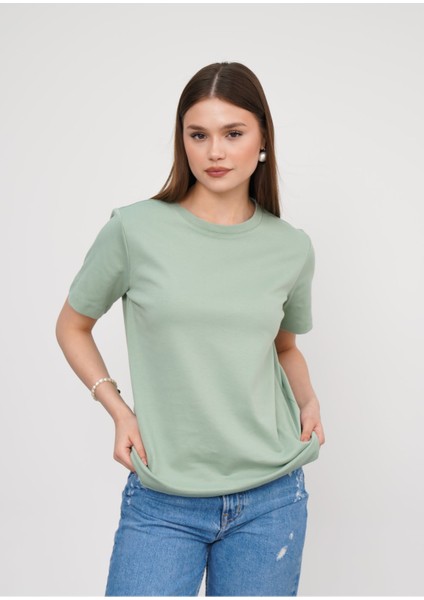 Regular Fit Bisiklet Yaka Kadın T-Shirt fiyatları