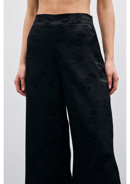 Bol Paça Desenli Pantolon - Siyah modelleri