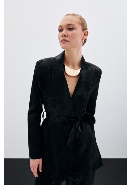 Şal Yaka Kuşaklı Ceket - Siyah