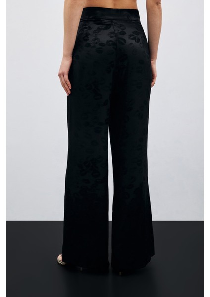 Bol Paça Desenli Pantolon - Siyah indirimleri