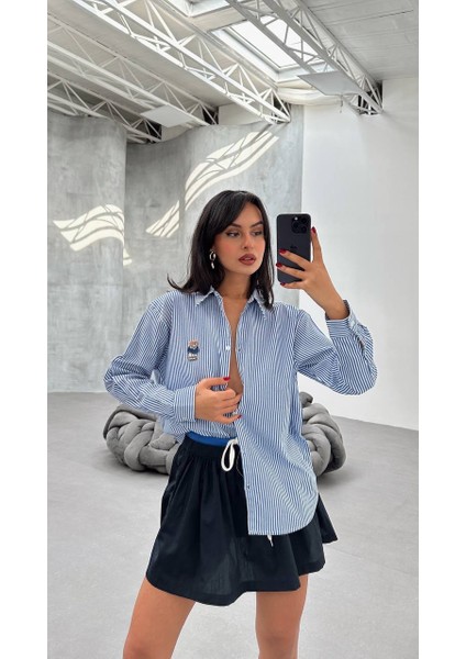 Oversize Ayıcık Nakışlı Gömlek – Günlük Şıklığın Yeni Yıldızı