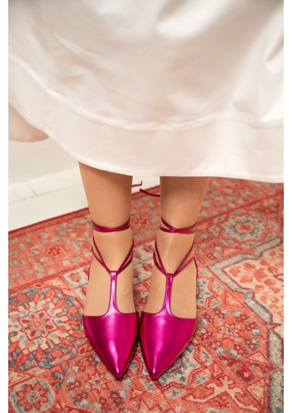 Leticia Gold Sivri Burun T-Kayış Bağlamalı Kadın Babet fiyatları