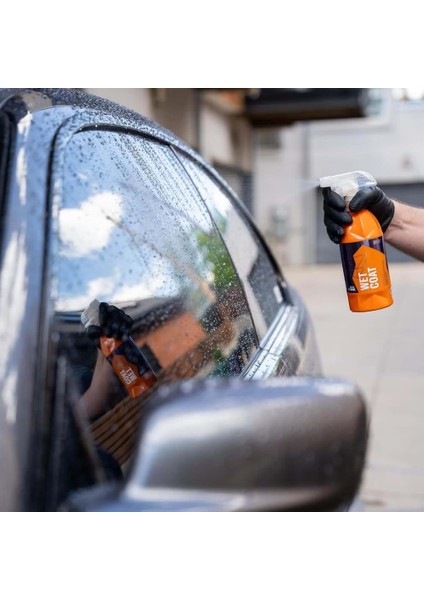 Gyeon Q²m Wetcoat Nano Boya Koruma ve Seramik Sprey Hızlı Cila - 1000 ml -Su Itici Parlak Islak Cila