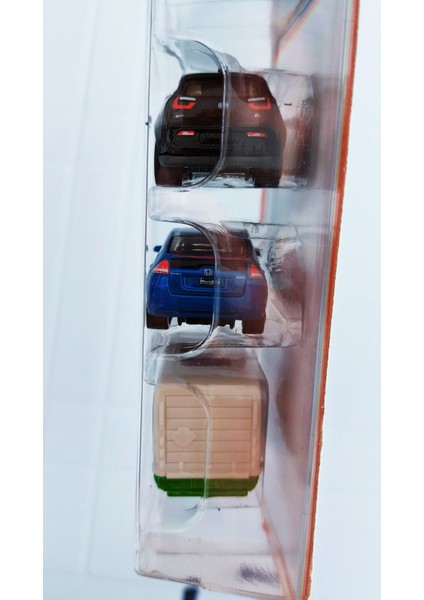 3'lü Model Araba Seti ( 2010 Honda Insight, 2015 Bmw I3, '09 International Estar ) modelleri