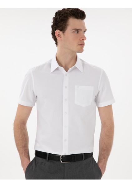 Erkek Beyaz Basic Regular Fit Kısa Kollu Cepli Gömlek 50307003-VR013