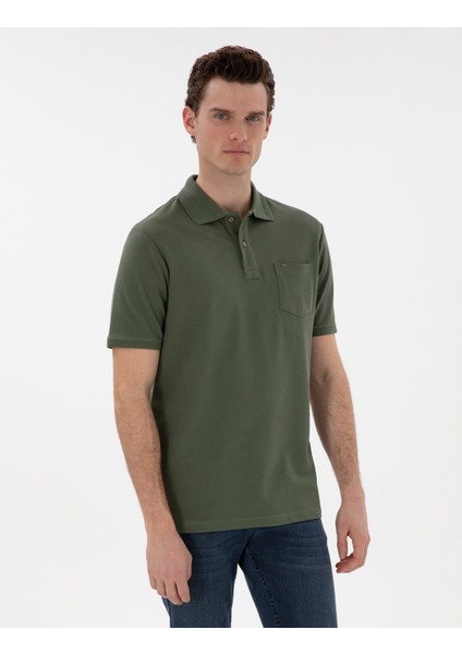 Erkek Haki Regular Fit Kıvrılmaz Polo Yaka Basic Tişört 50302538-VR027