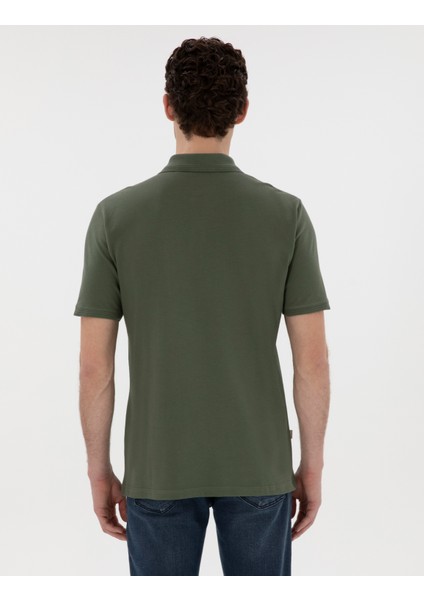 Erkek Haki Regular Fit Kıvrılmaz Polo Yaka Basic Tişört 50302538-VR027