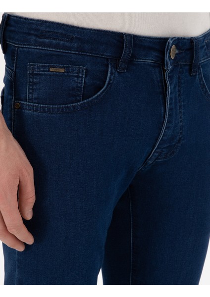 Erkek Lacivert Slim Fit Jean Pantolon 50302640-VR033