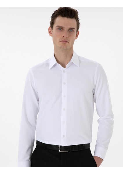 Erkek Beyaz Regular Fit Armürlü Uzun Kollu Gömlek 50303376-VR013