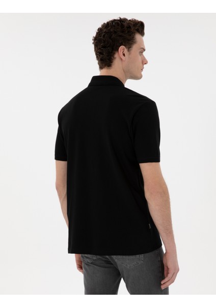 Erkek Siyah Regular Fit Kıvrılmaz Polo Yaka Basic Tişört 50302538-VR046