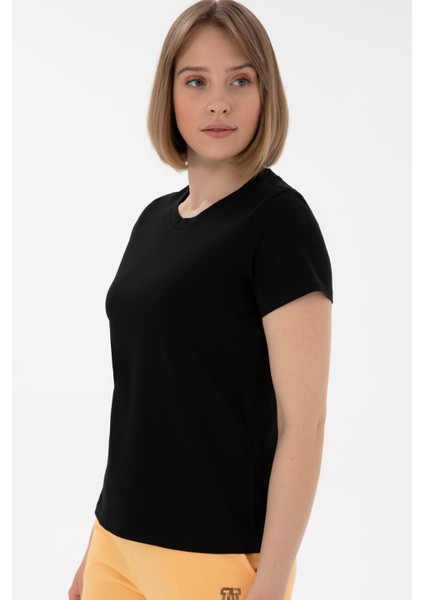 Kadın Siyah Tişört Basic 50305879-VR046 modelleri