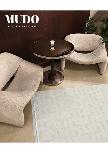 Mudo Koleksiyonu Dekoratif Modern Saçaklı Halı 8752 Krem