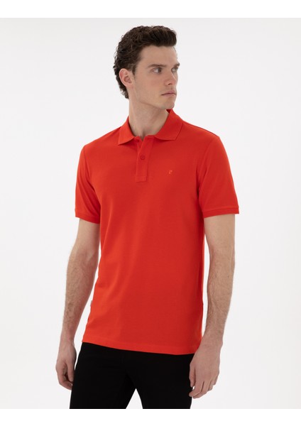 Erkek Kırmızı Slim Fit Kıvrılmaz Polo Yaka Basic Tişört 50302561-VR030