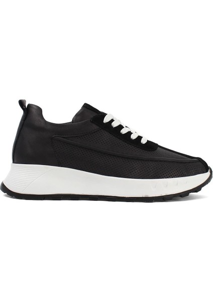 Kadın Siyah Bağcıklı Kalın Tabanlı Süet Deri Sneaker