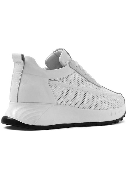 Kadın Beyaz Bağcıklı Kalın Tabanlı Süet Deri Sneaker indirimleri