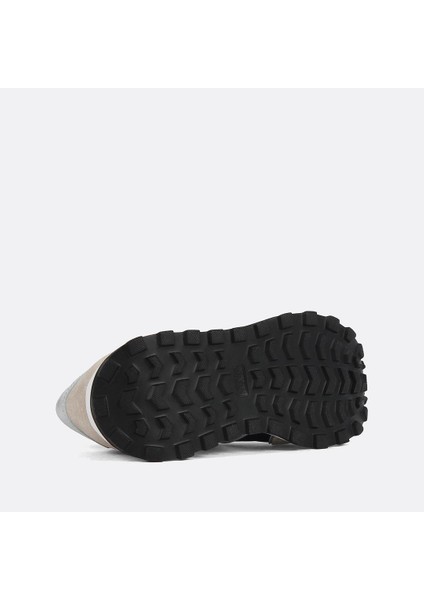 Kadın Bej Lacivert Bağcıklı Süet Deri Sneaker