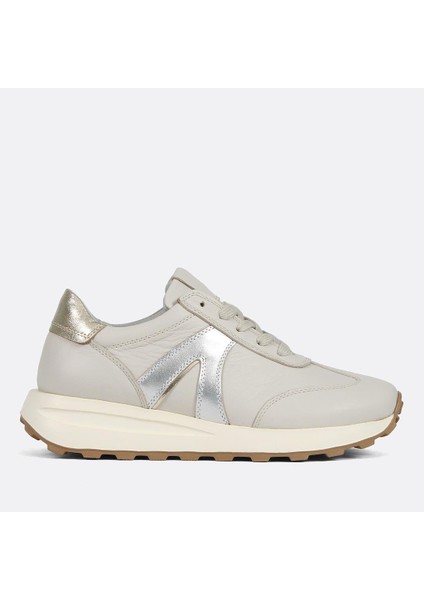Kadın Bej Bağcıklı Deri Sneaker