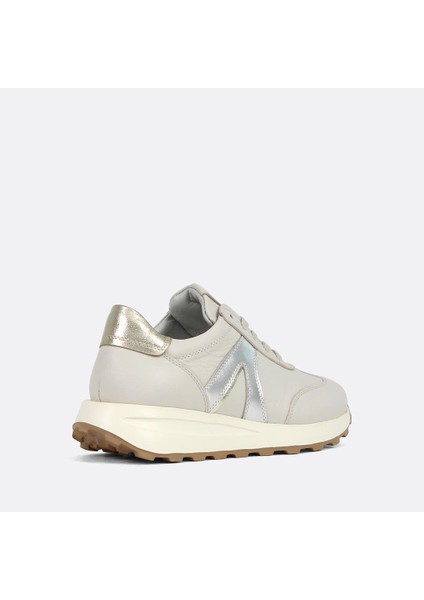 Kadın Bej Bağcıklı Deri Sneaker