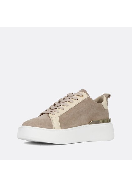 Kadın Bej Bağcıklı Kalın Tabanlı Süet Deri Sneaker