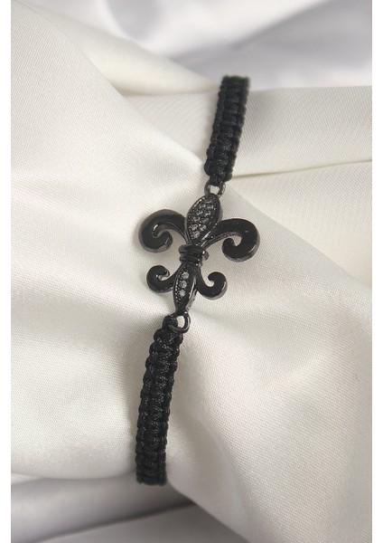 Pirinç Siyah Renk Zirkon Taş İşlemeli Zambak Figür Asansörlü Makrome Model Kadın Bileklik