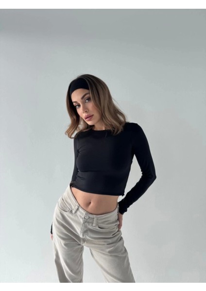 Sırt Dekoltelı Uzun Kollu Crop