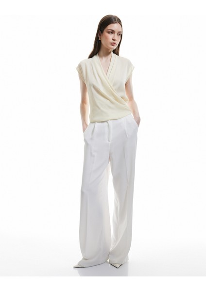 Krep Kumaş Drape Detaylı Kolsuz Kruvaze Bluz