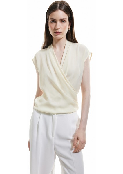 Krep Kumaş Drape Detaylı Kolsuz Kruvaze Bluz fiyatları