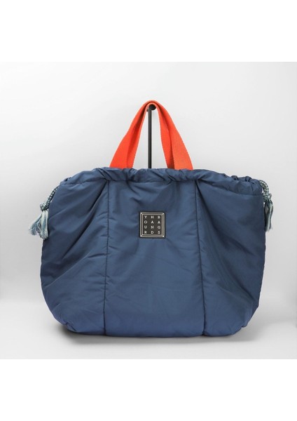 Mavi Candy Tote Çanta, hafif ve şık günlük kullanım için ideal.