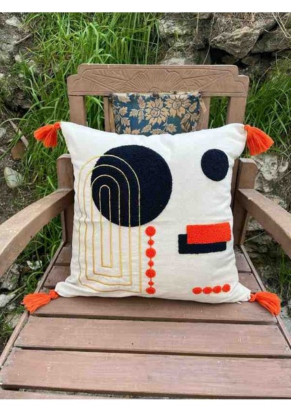 Punch Panç Işlemeli Kırlent Kılıfı 43 x 43 cm 1 Adet