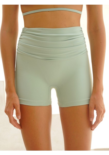 Dhyana Büzgü Detay Kısa Mint Şort modelleri