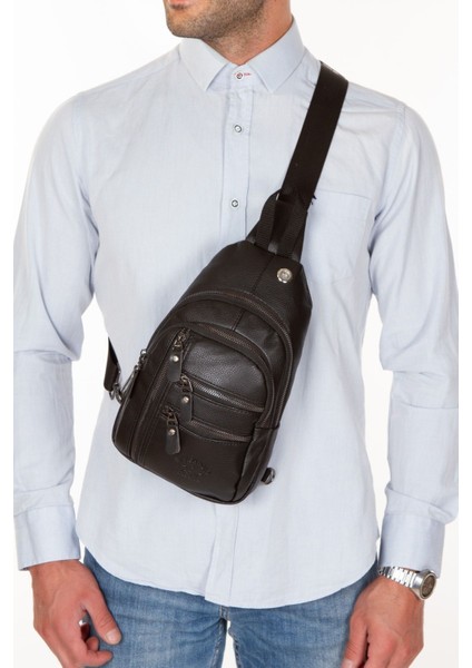 Unisex Çapraz Askılı Omuz Çantası, Ayarlanabilir, Şık ve Pratik Suni Deri Siyah