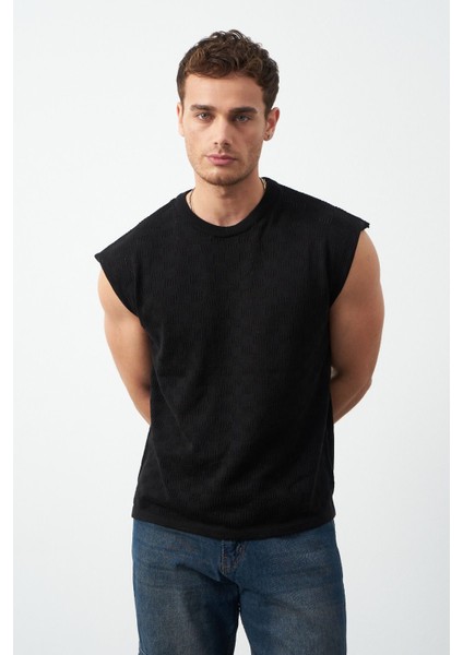 Desenli Oversize Sıfır Kol Triko Erkek T-Shirt