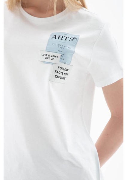 Baskılı %100 Pamuklu Beyaz Kadın T-Shirt 25Y0029K1 fiyatları